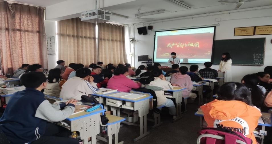 https://boot-img.xuexi.cn/contribute_img/20210422165325/25456626813453476.jpg
